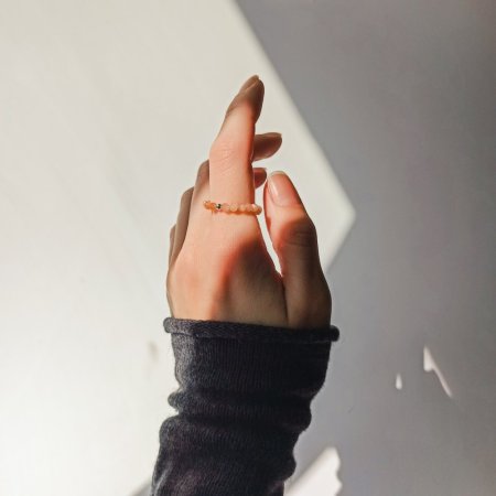 Кільце з натурального Селеніту+намистина кольору срібло гіпоалергенний сплав d-3мм 15-18р-р на резинці