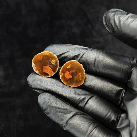 Натуральний камінь половинчастий Агат d-18х9мм+-