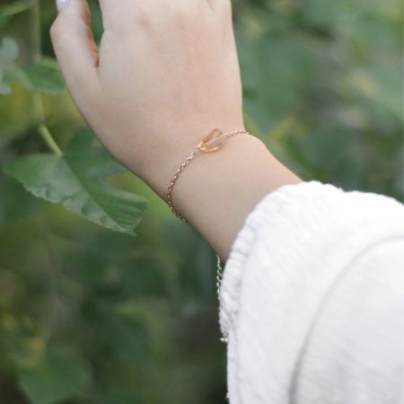 Браслет натуральний камінь Цитрин на ланцюжку, фур-ра гіп-ний сплав колір золото d-12х6мм+- L-17-22см